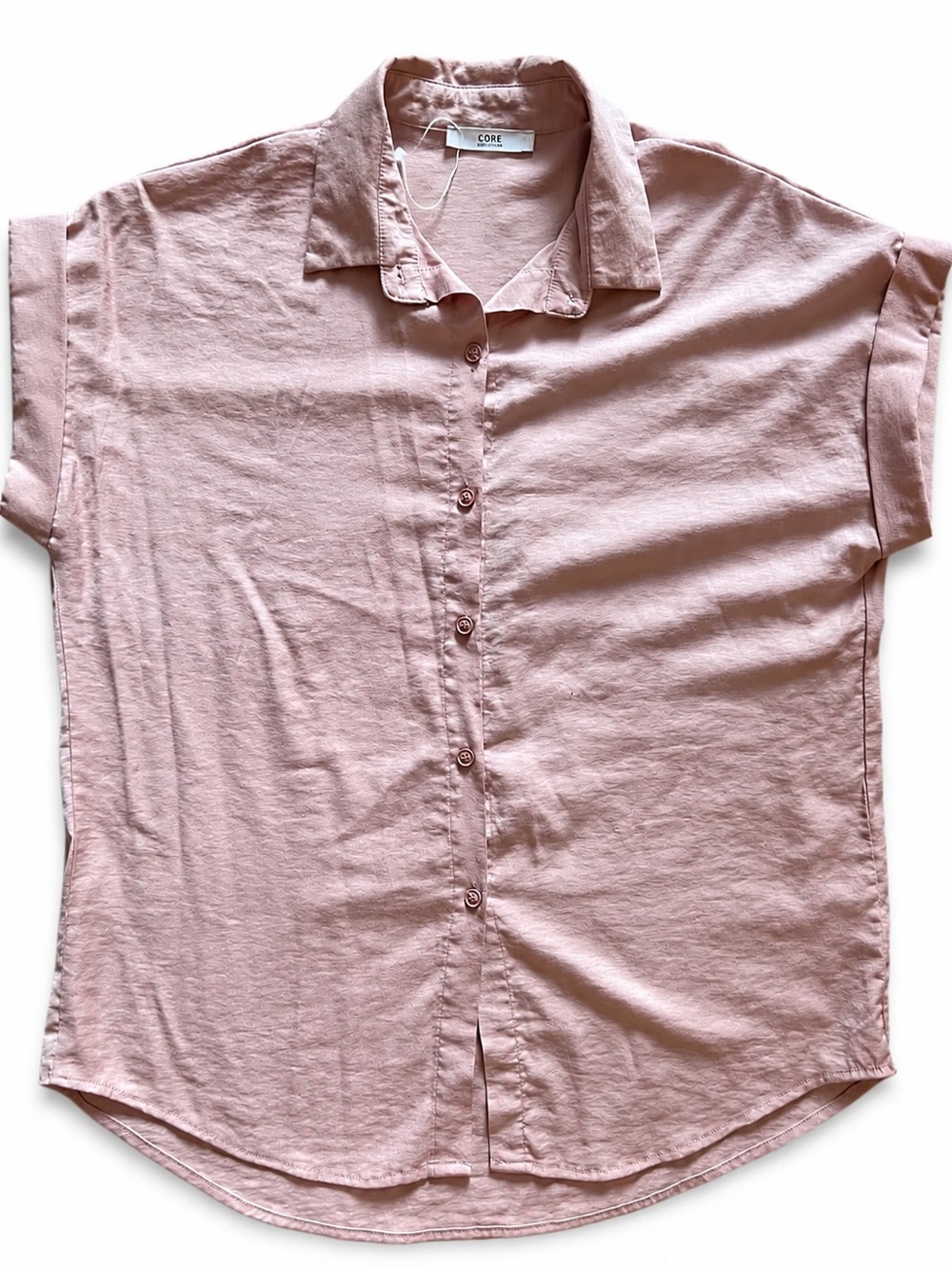 Relaxed Short-Sleeve Button-Up Blouse in Dusty Pink